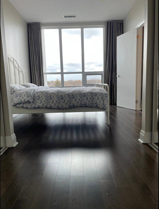 Luxury apartment condo close to subway